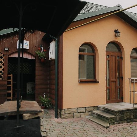 Villa Dereviy Jaremče Esterno foto