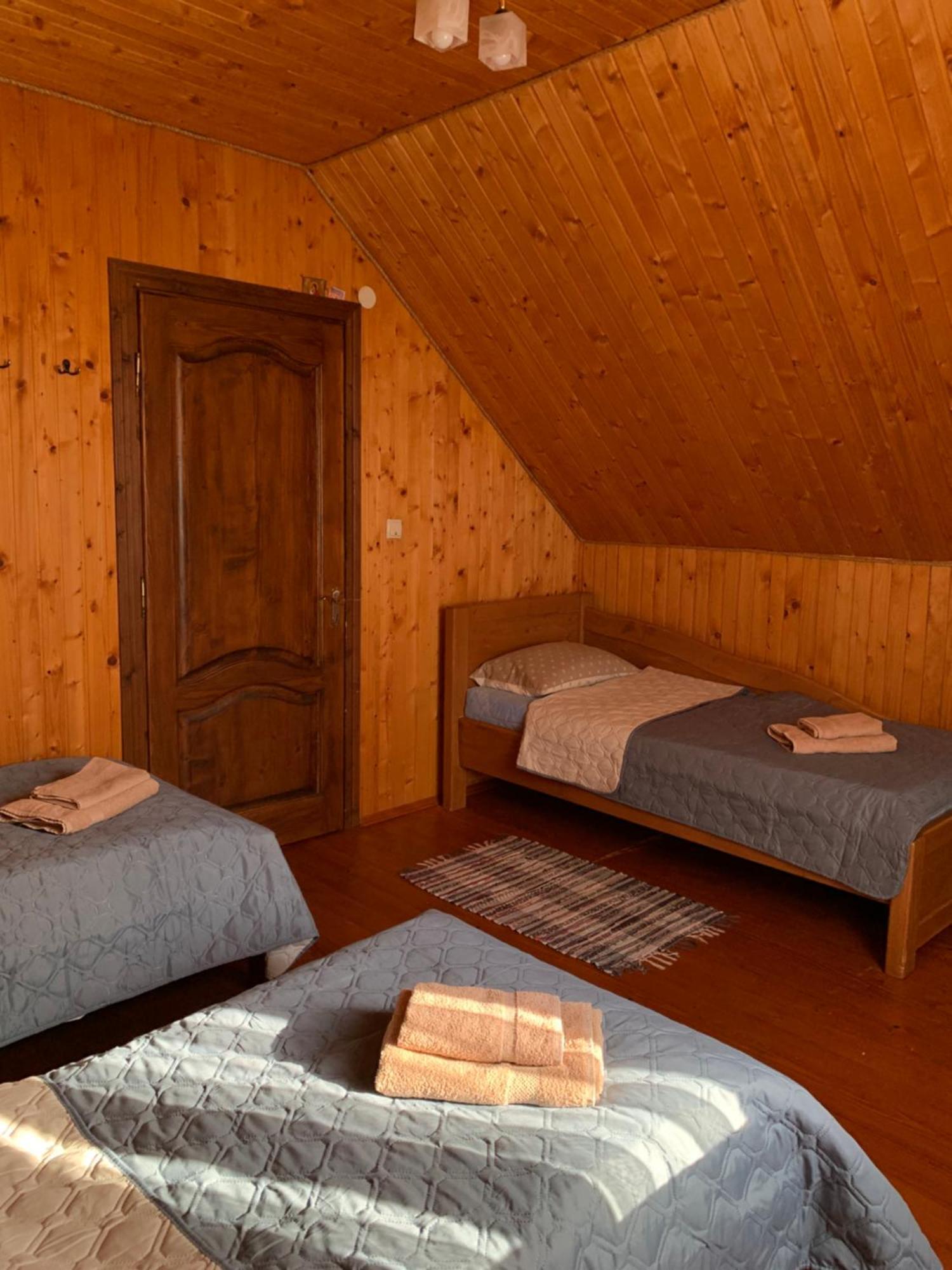 Villa Dereviy Jaremče Esterno foto
